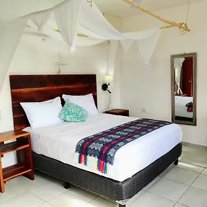 casa-fitz.quintano-roohotels.com/