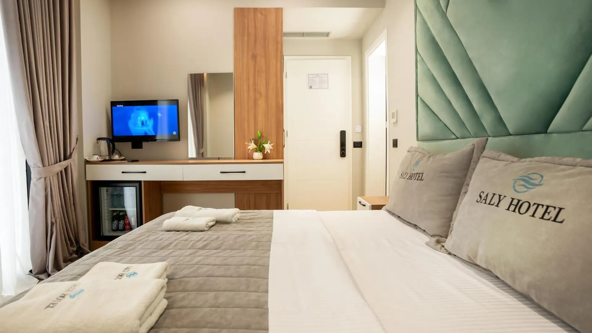 Hotel Saly Durres Albania