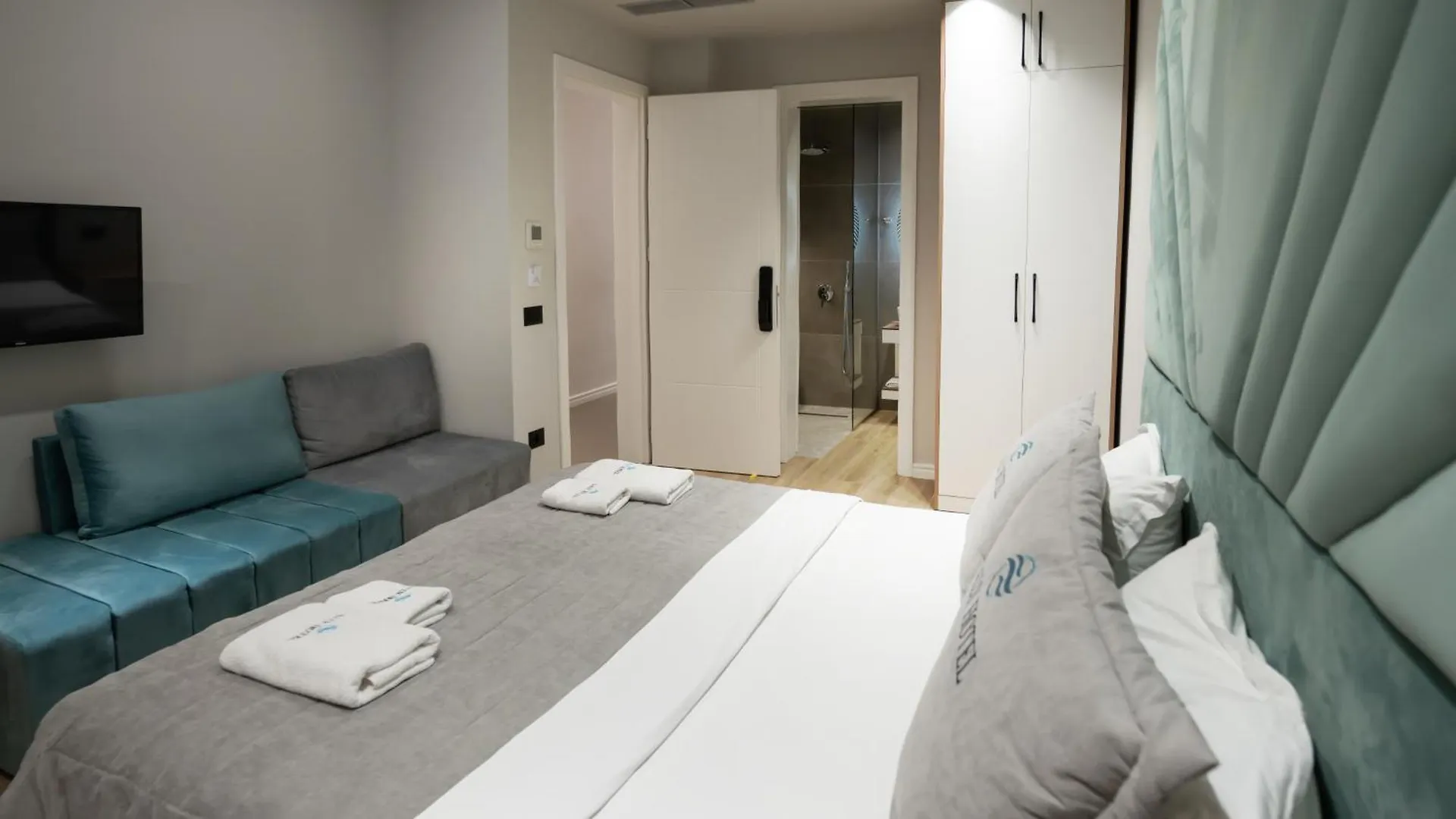 Hotel Saly Durrës Albania