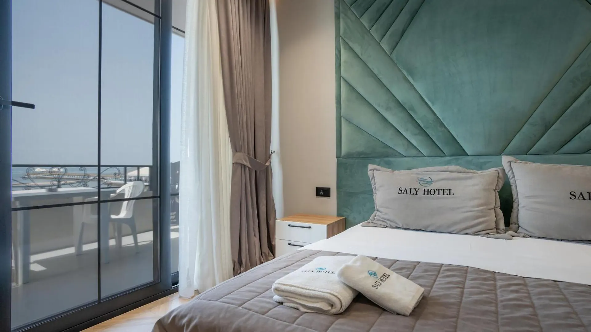 Hotel Saly Durres