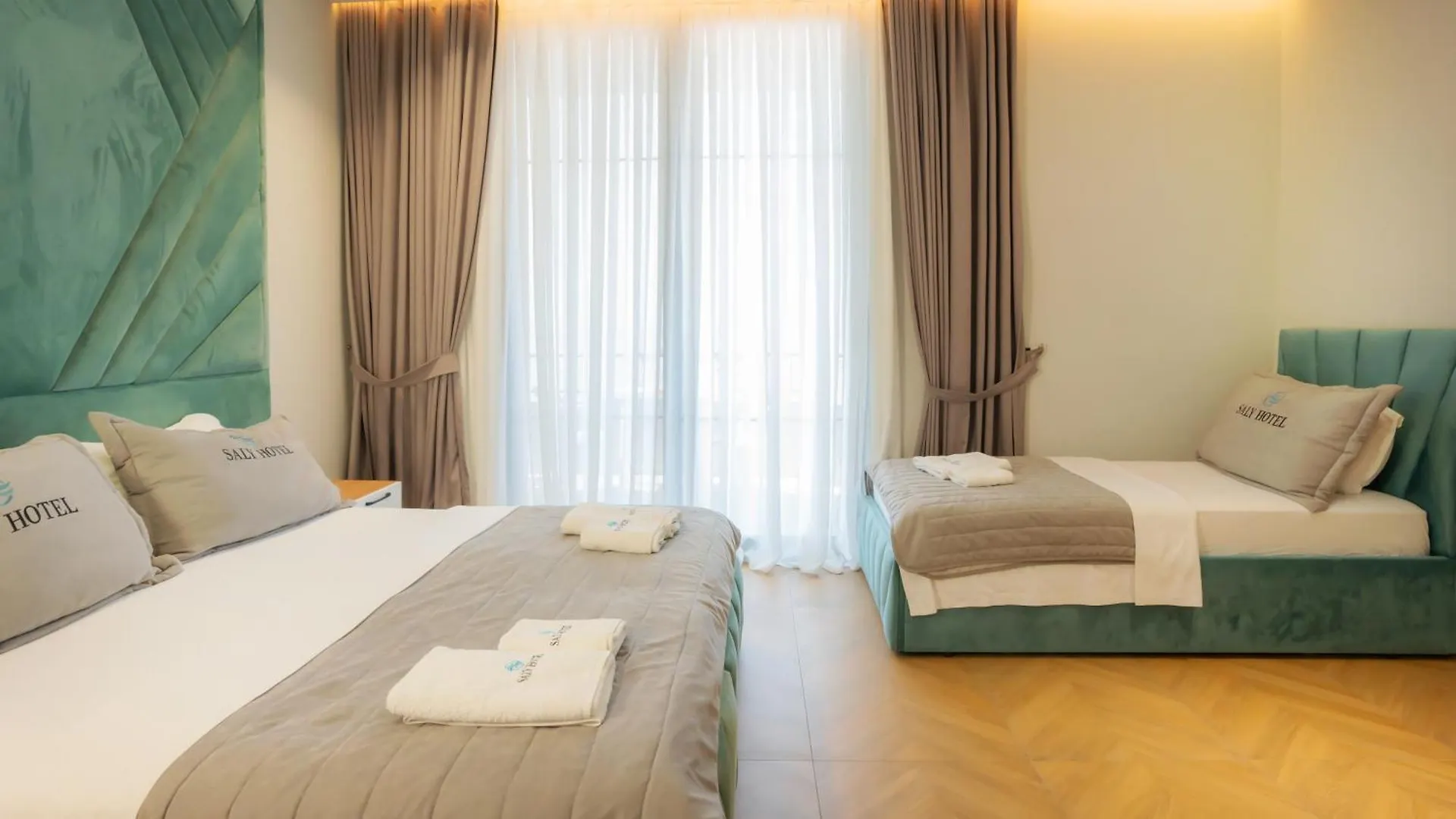 Hotel Saly Durres