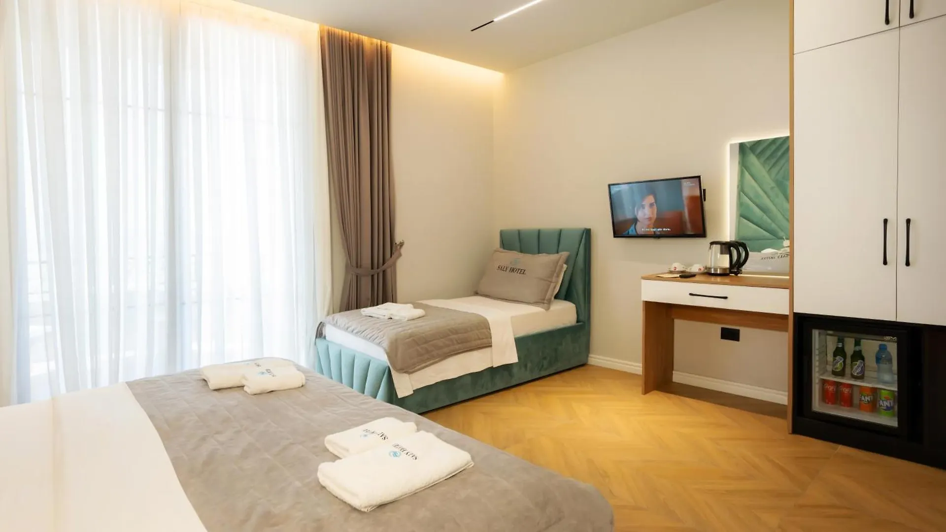 Hotel Saly Durres