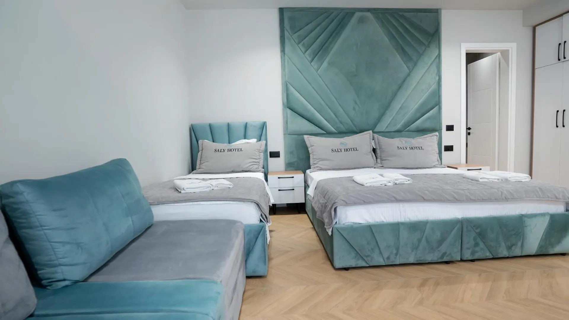 Hotel Saly Durres