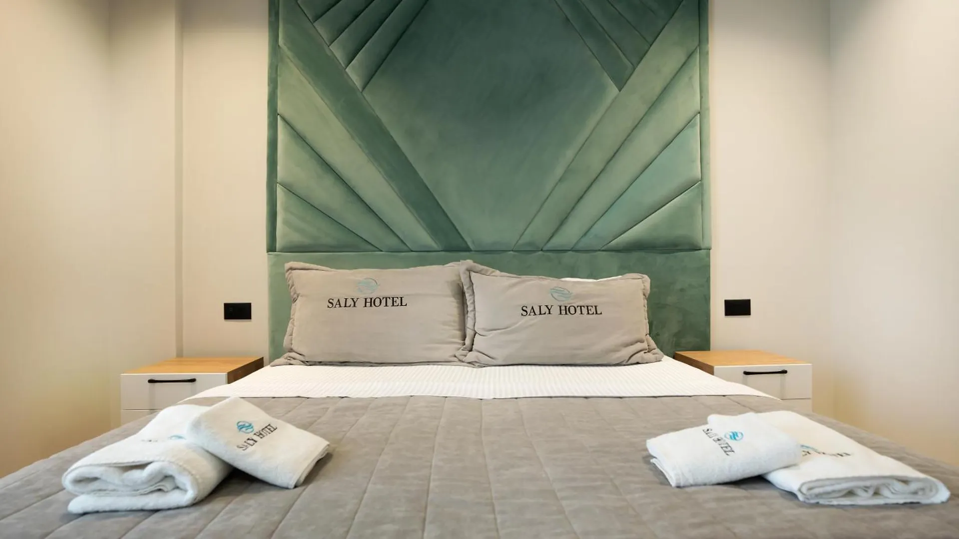 Hotel Saly Durres Albania